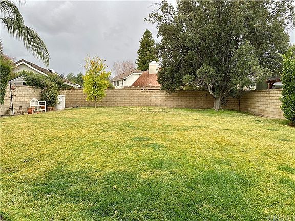 5th image of 26085 Amable Ct