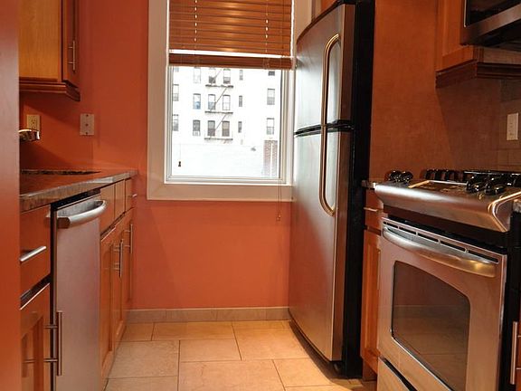 4th image of 7620 Bay Pkwy APT 3C