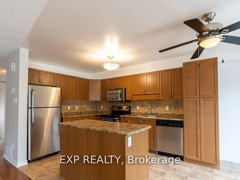 282 Macoun Cir — Photo 9