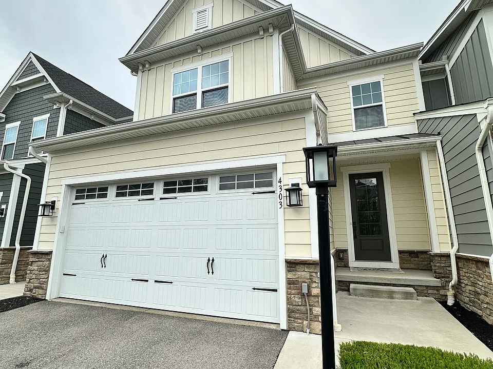 4303 Spruce Rd