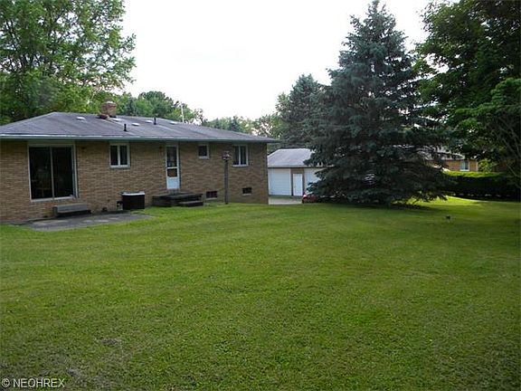 3rd image of 230 Allen Dr