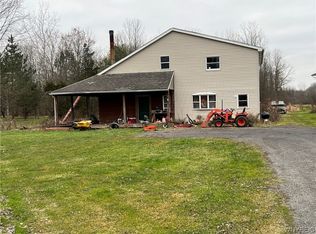 3776 Lockport Olcott Rd, Lockport, NY 14094