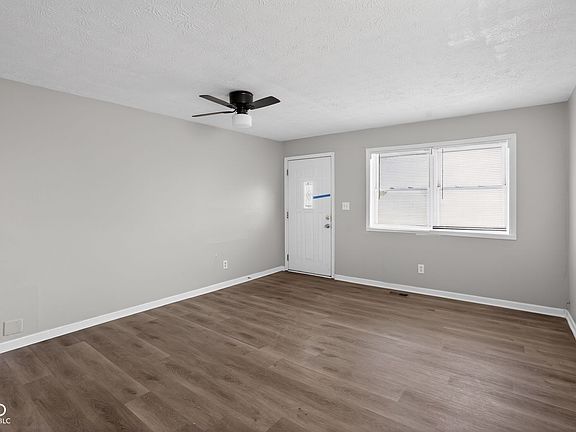 3rd image of 4619 N Richardt Ave