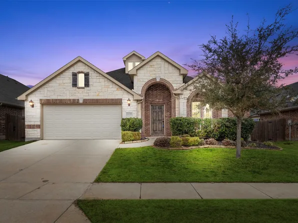 1020 Broken Wheel Trl, Aubrey, TX 76227