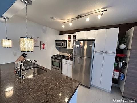 4th image of 20 Queens Ct