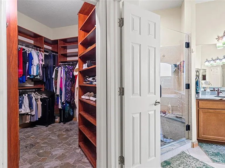 10206 Shooting Star Ct — Photo 24