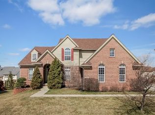 1830 Meadowside Dr, Ann Arbor, MI 48104
