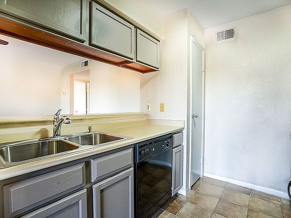 3rd image of 18511 Egret Bay Blvd APT 205