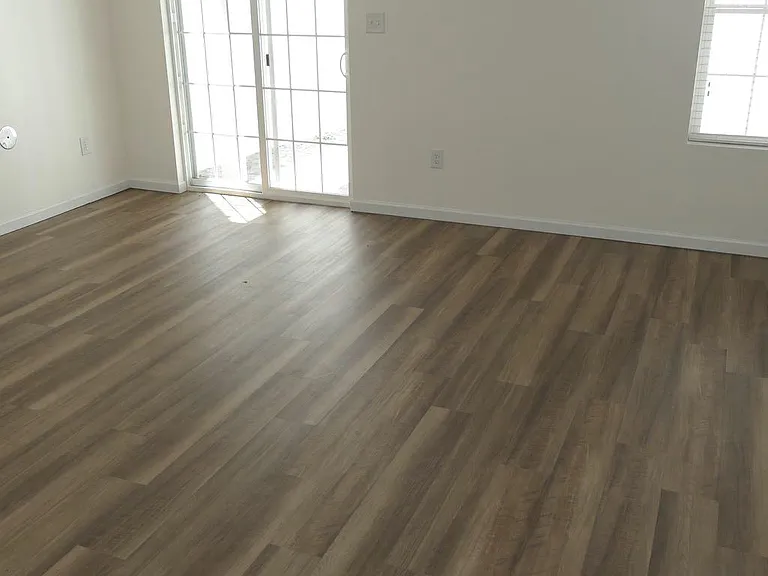 7706 Gaston Pl — Photo 3