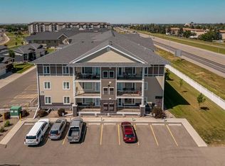 173 E Fairmont Blvd S #201, Lethbridge, AB T1K7G4