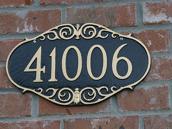 2nd image of 41006 Garden Ct