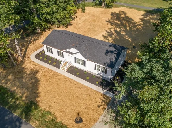 64 Pine Rd, Louisa, VA 23093