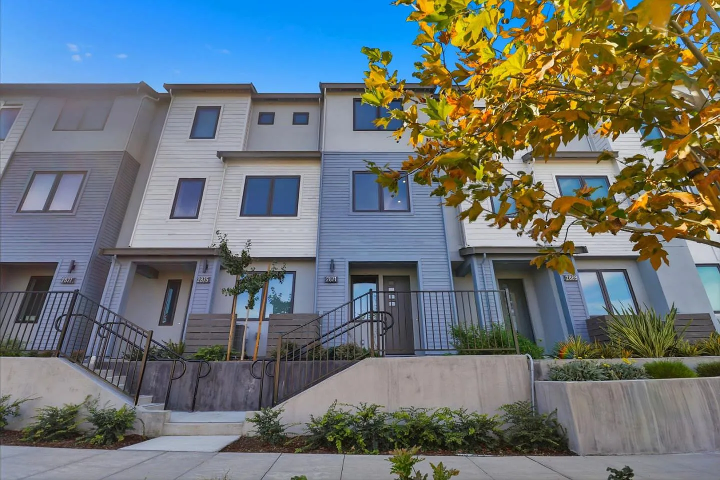 2871 Josephine Ln photo 1