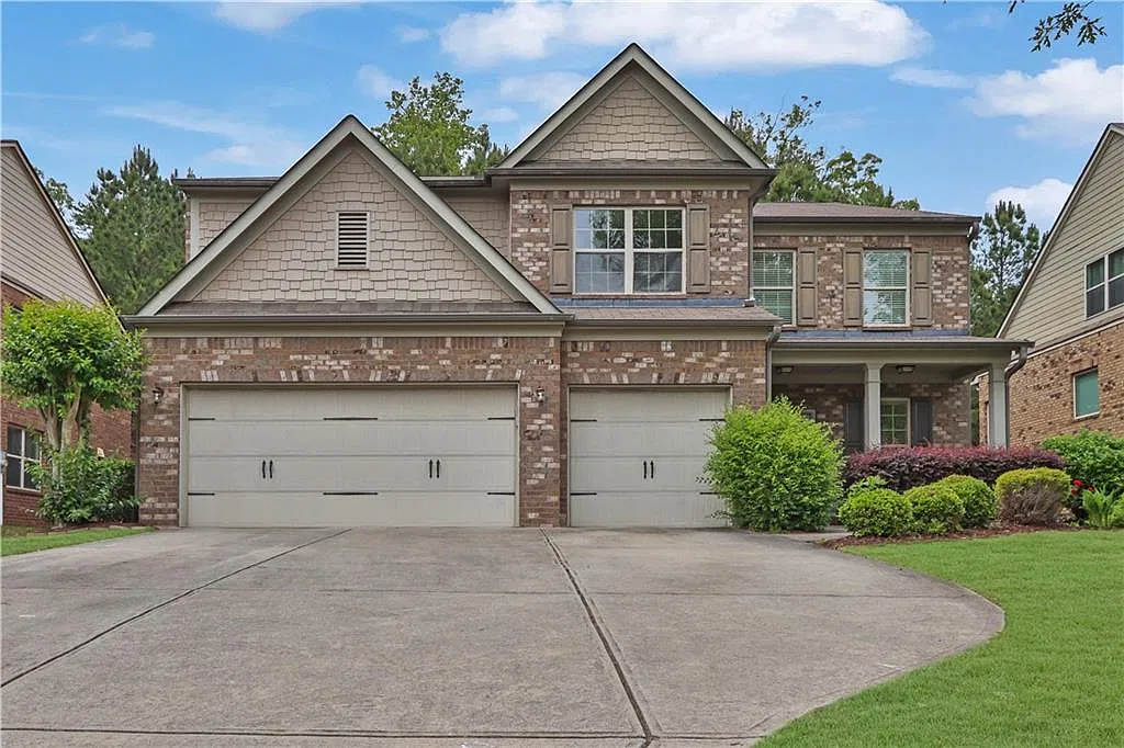 5 bed, 4.0 bath, 3729 sqft, $3,499 — Photo 1