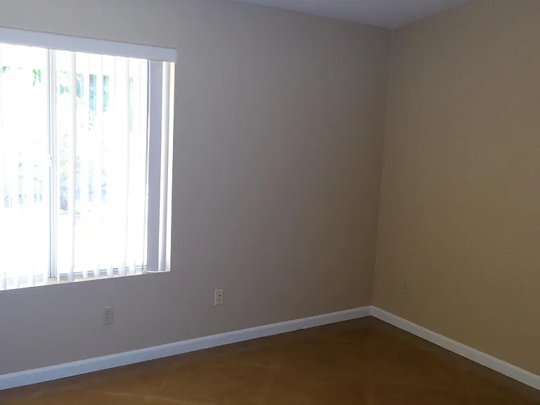 9000 E Pomegranate St — Photo 2