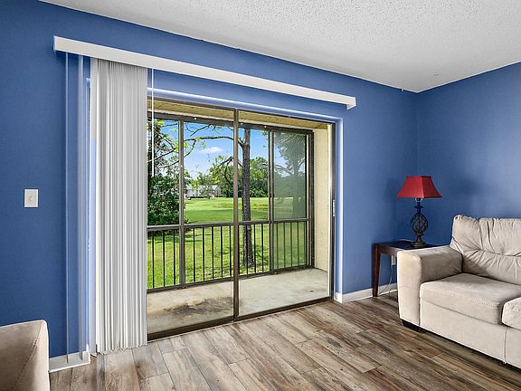 5th image of 600 Domenico Cir Unit G10