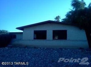 2125 S Torrey Pines Cir, Tucson, AZ 85710