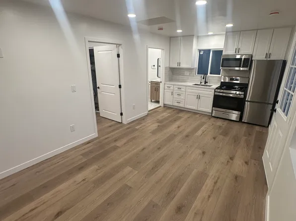 (undisclosed Address), Long Beach, CA 90805