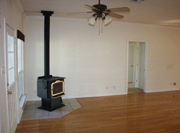 5th image of 812 Avenue C
