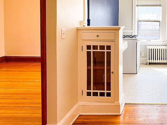 5th image of 4112 Chicago Ave S APT 4