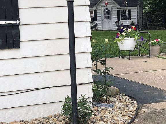 3rd image of 9800 Casey Ln