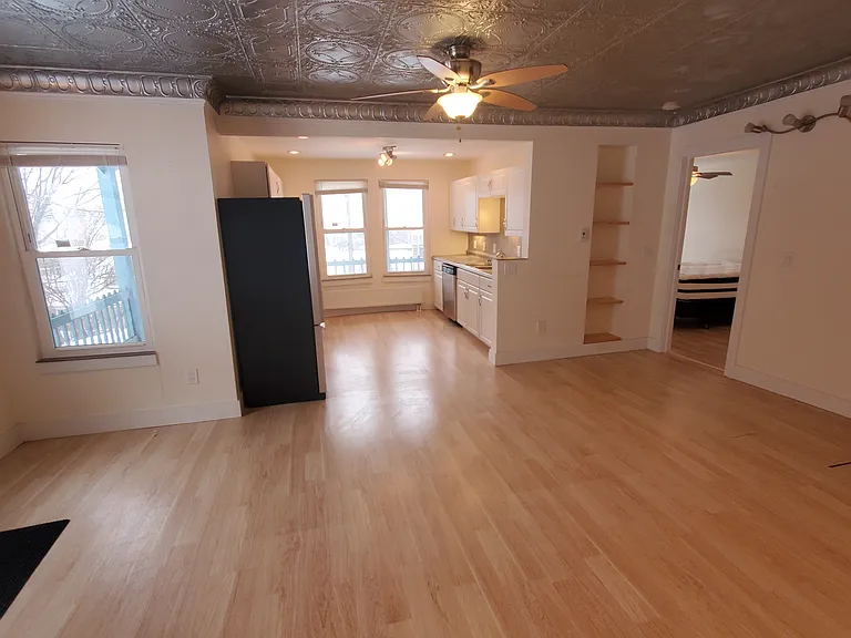 132 Furnace St — Photo 3