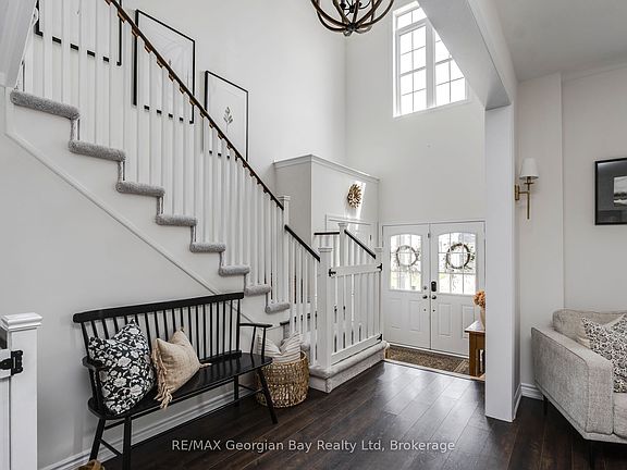 5th image of 215 Roy Dr