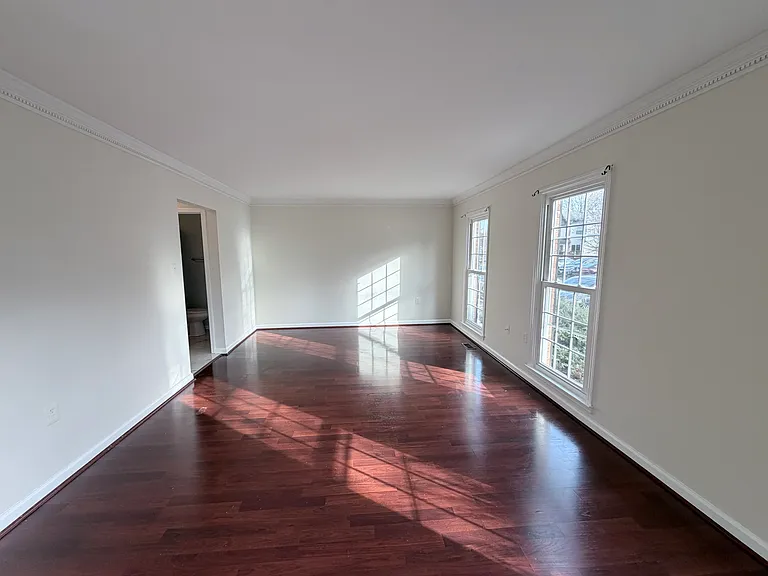 5900 Parenham Way — Photo 10