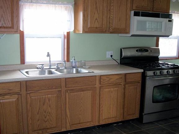 3rd image of 7135 Huron St #House