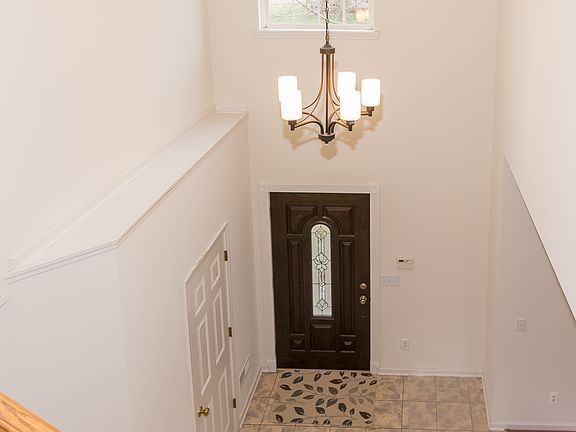 2nd image of 2242 Fullerton Dr