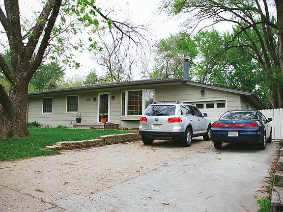 2nd image of 9508 Spencer St
