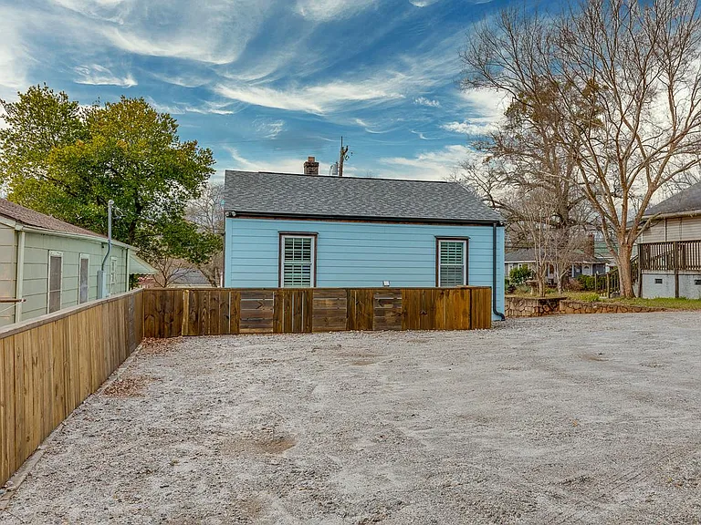 217 Rebecca St — Photo 19