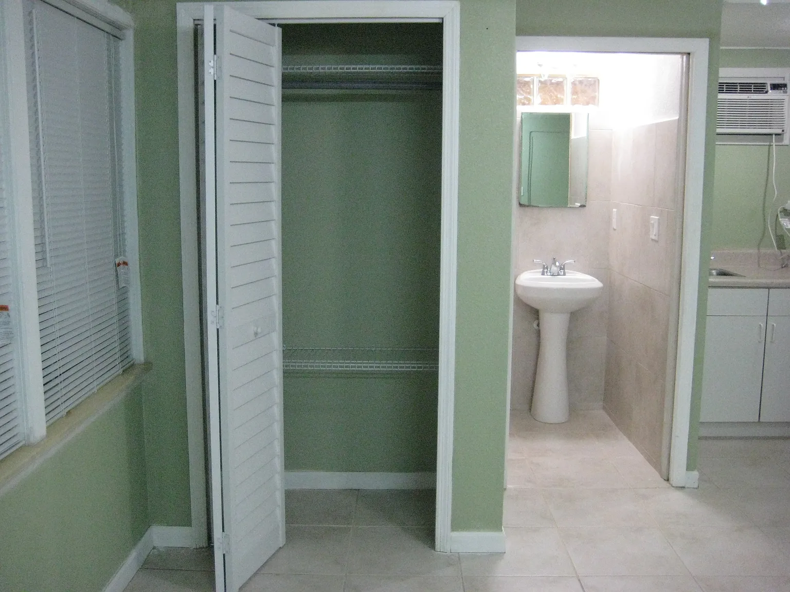 McIntosh St, West Palm Beach — Photo 4