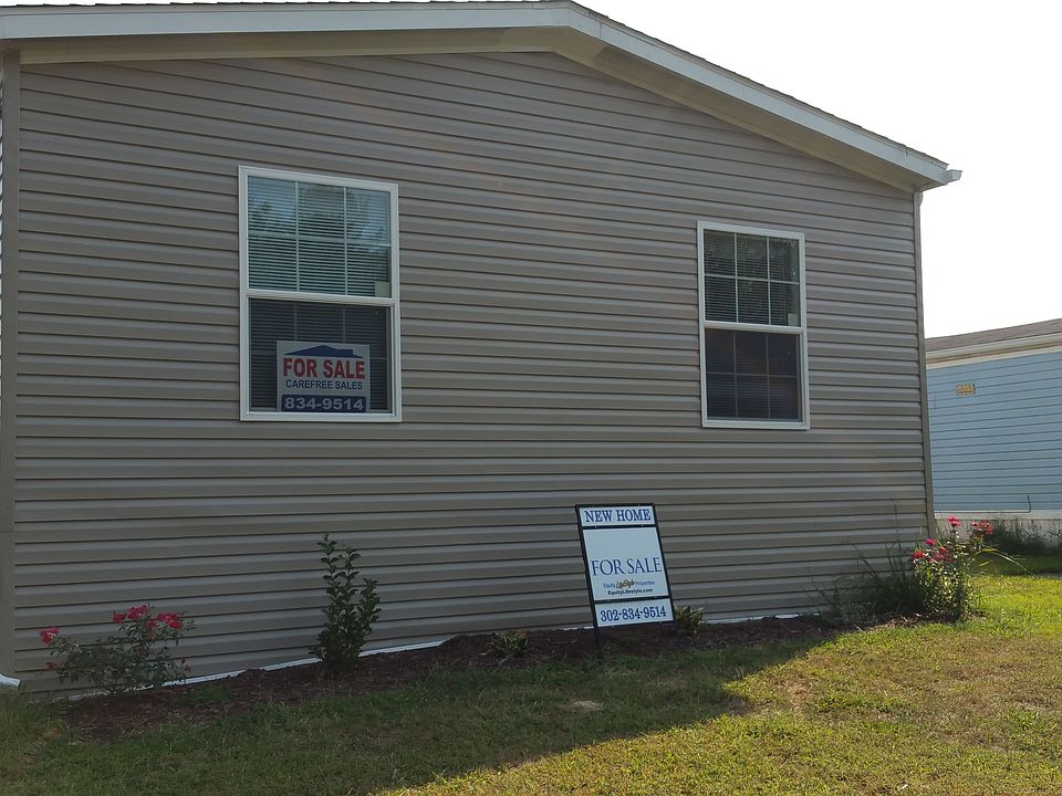 2nd image of 323 Joan Dr