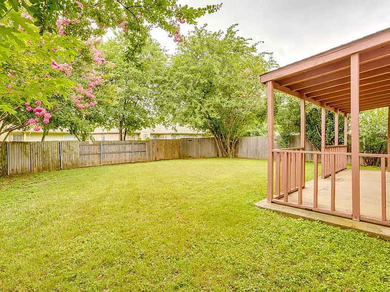 2701 Clovermeadow Dr — Photo 42