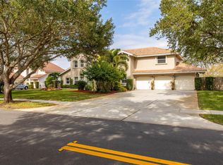 20381 NW 4th St, Pembroke Pines, FL 33029