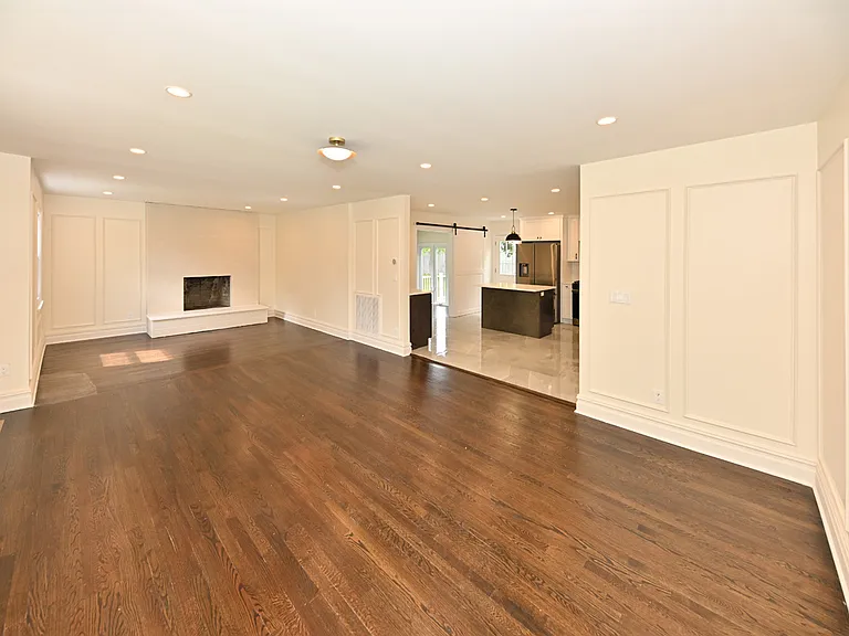 190 Madison Ave #1 — Photo 3