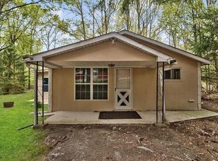 1910 Johns Rd, Effort, PA 18330