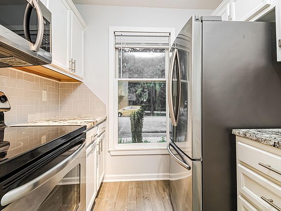 2nd image of 903 Reserve Way