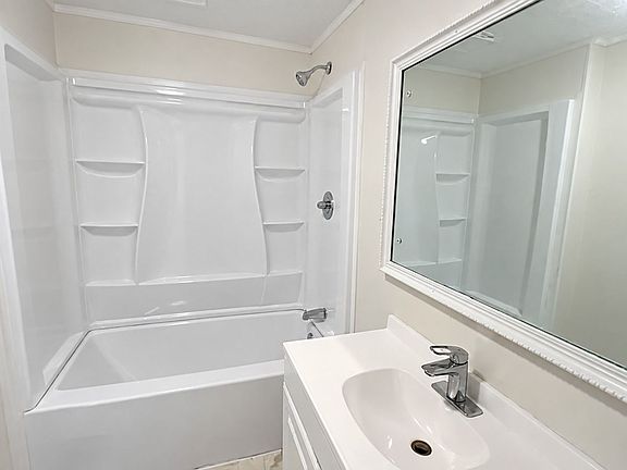 3rd image of 836 Arlington St Unit A