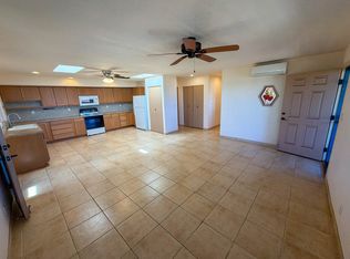 405 N Palapalae Pl, Kaunakakai, HI 96748