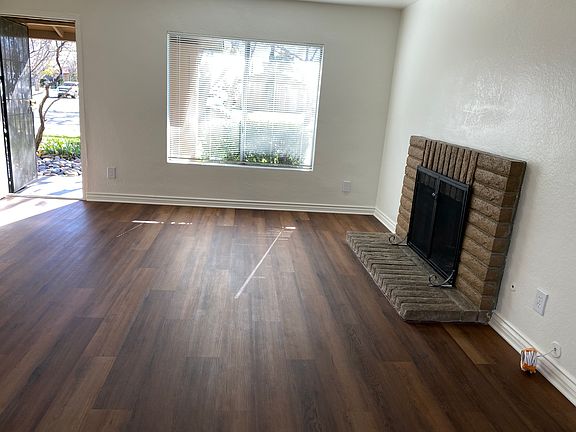 3rd image of 3045 Brentwood Ave