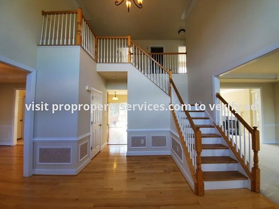 2nd image of 20406 Fox Hunt Ct