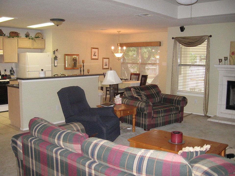 2nd image of 1805 Westminster Way