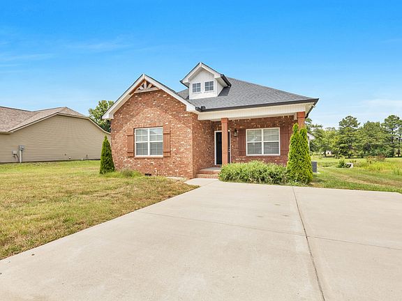 2nd image of 155 Julia Ann Ct