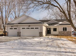 5880 Alta Vista Rd, Ames, IA 50010