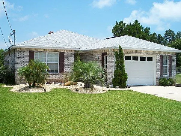 1540 Stanford Rd — Photo 3