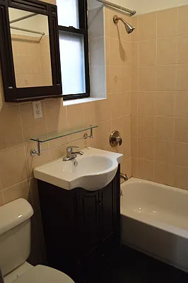 Rented by CoSo Apartments | media 20