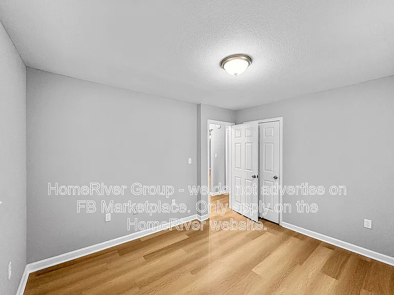 817 Henderson Ave — Photo 10