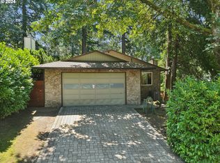 5236 SW Vacuna St, Portland, OR 97219